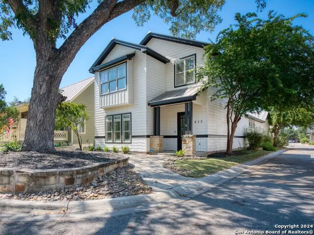 613 SPRINGS NURSERY New Braunfels, TX 78130