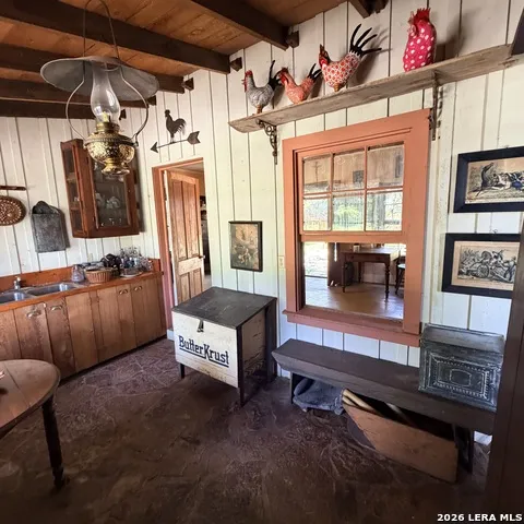 413 Petersburg Castroville, TX 78009