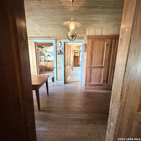 413 Petersburg Castroville, TX 78009