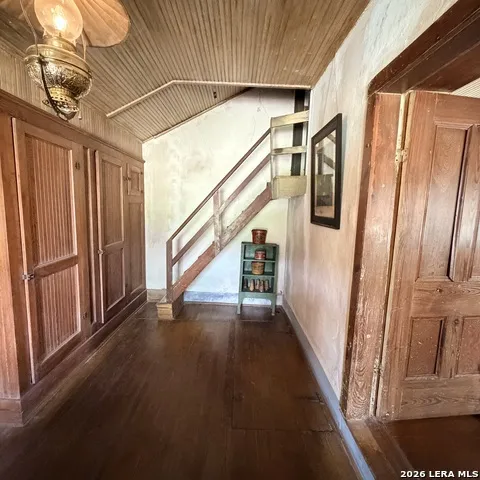 413 Petersburg Castroville, TX 78009