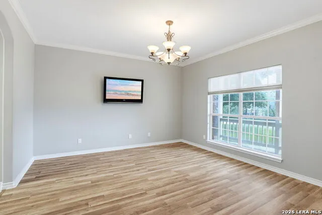 1220 Country View Dr., La Vernia, TX 78121