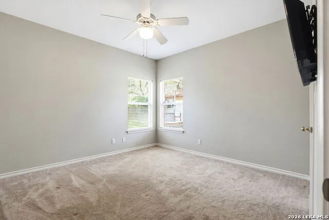 1220 Country View Dr., La Vernia, TX 78121