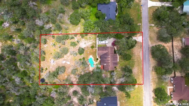 1220 Country View Dr., La Vernia, TX 78121