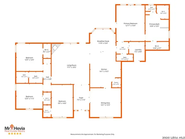 1220 Country View Dr., La Vernia, TX 78121