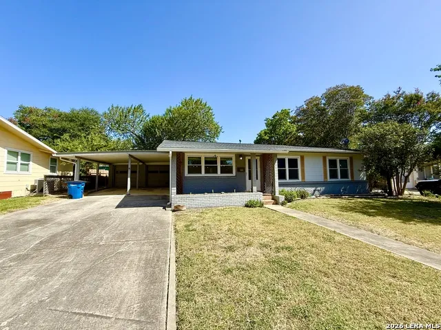 880 merriweather New Braunfels, TX 78130