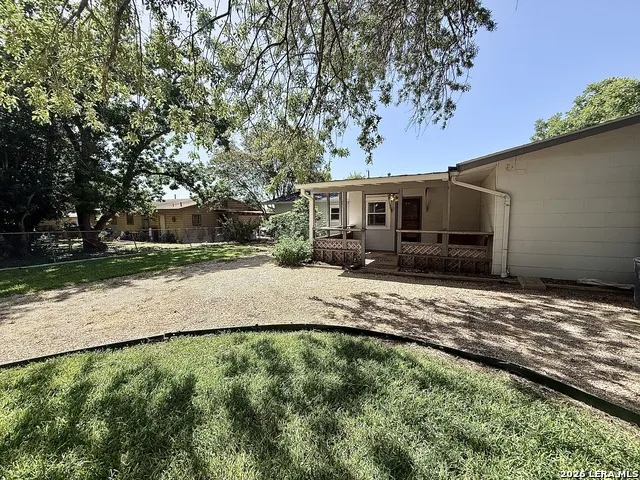 880 merriweather New Braunfels, TX 78130