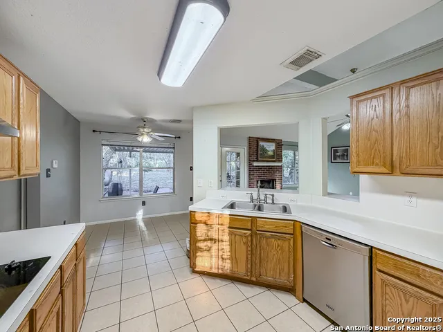2741 Connie Canyon Lake, TX 78133