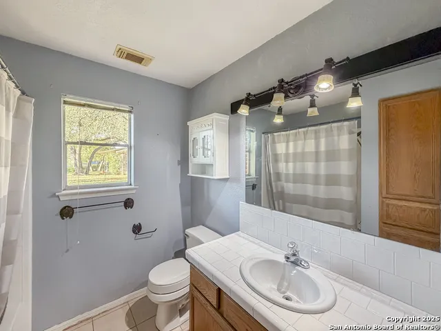 2741 Connie Canyon Lake, TX 78133