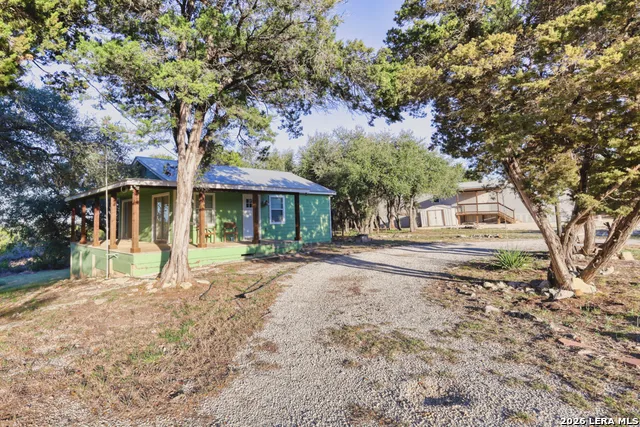 1352 Linda Canyon Lake, TX 78133