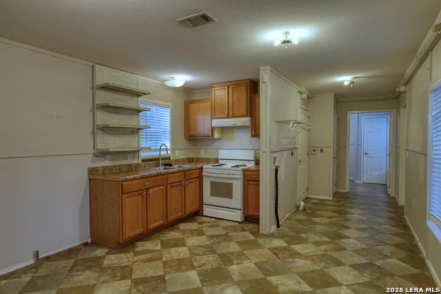 1352 Linda Canyon Lake, TX 78133