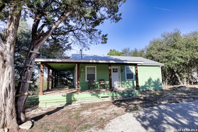 1352 Linda Canyon Lake, TX 78133