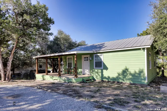 1352 Linda Canyon Lake, TX 78133