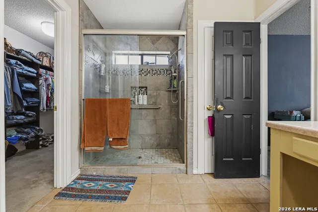 126 WOODLAND DR Pleasanton, TX 78064