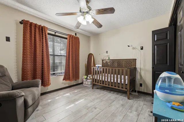 126 WOODLAND DR Pleasanton, TX 78064