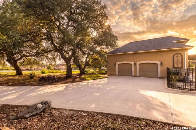 1004 Breve Cir New Braunfels, TX 78132