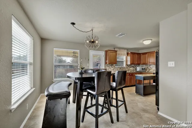 2418 FAYETTE DR New Braunfels, TX 78130