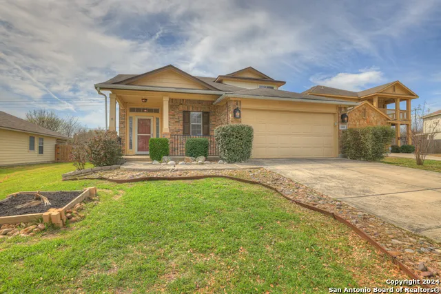 2418 FAYETTE DR New Braunfels, TX 78130