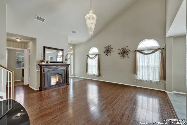 2418 FAYETTE DR New Braunfels, TX 78130