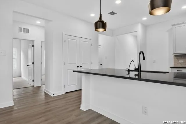 116 Peeps Ct. Adkins, TX 78101