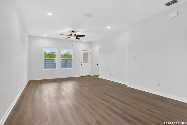 116 Peeps Ct. Adkins, TX 78101