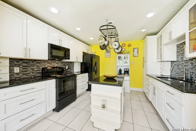 12630 Fm 1346 St Hedwig, TX 78152