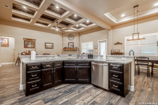125 Bobcat Bend La Vernia, TX 78121