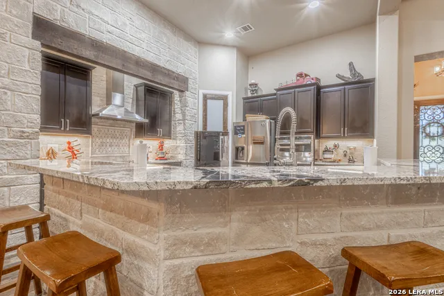 125 Bobcat Bend La Vernia, TX 78121
