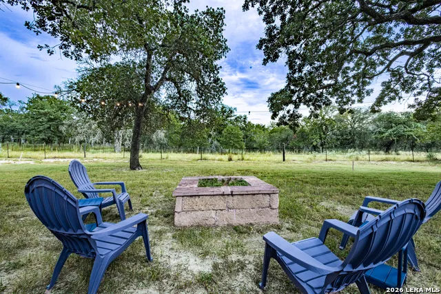 125 Bobcat Bend La Vernia, TX 78121