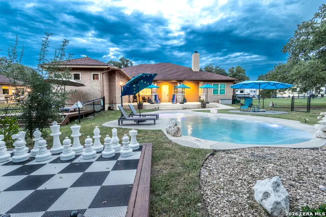 125 Bobcat Bend La Vernia, TX 78121