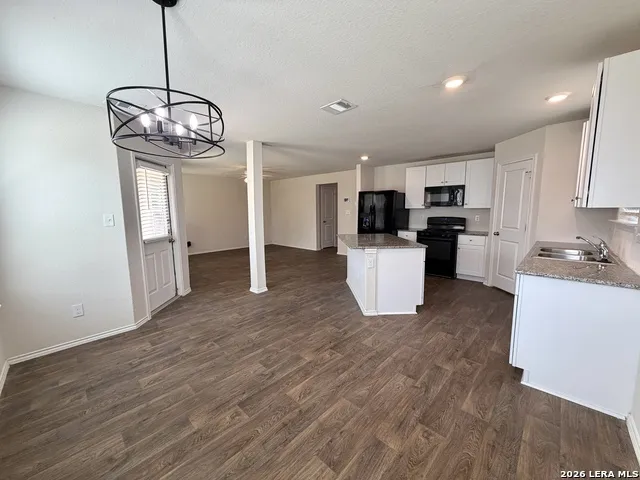 3314 STONEY BYU San Antonio, TX 78245