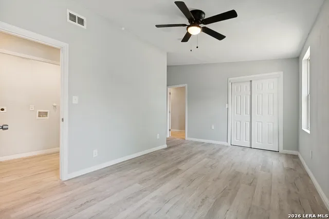 7518 SLEEPY VALLEY DR San Antonio, TX 78242