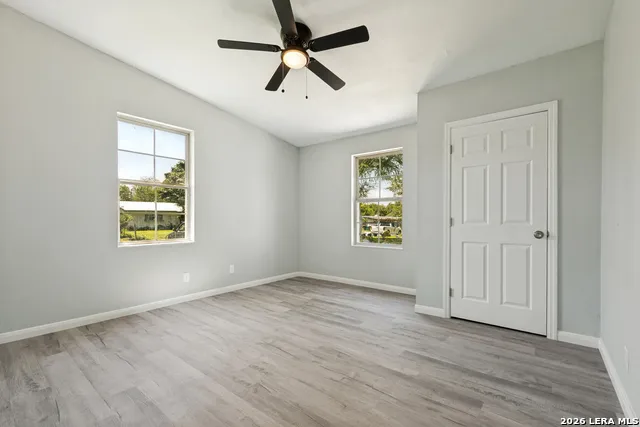 7518 SLEEPY VALLEY DR San Antonio, TX 78242