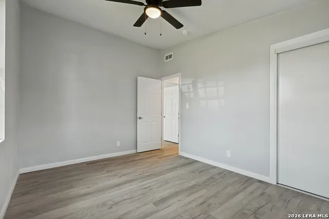 7518 SLEEPY VALLEY DR San Antonio, TX 78242