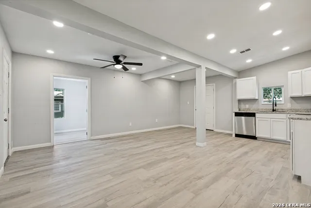 7518 SLEEPY VALLEY DR San Antonio, TX 78242