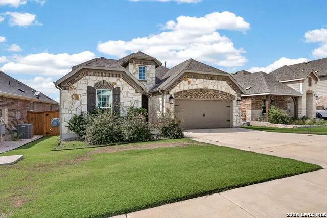 2230 Steerhead Trail New Braunfels, TX 78132