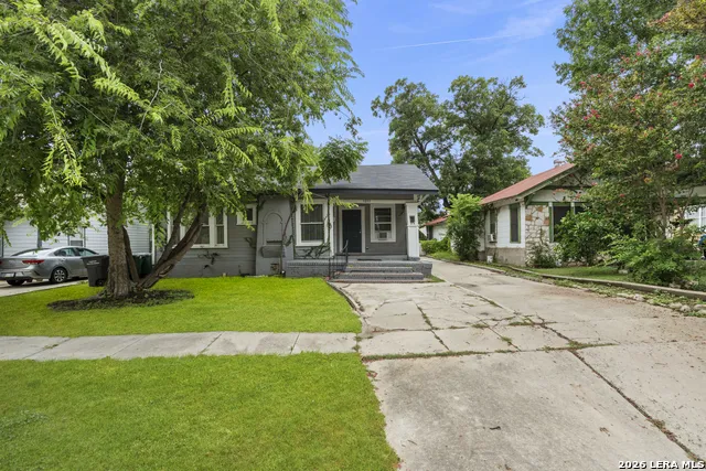 1311 W French Pl San Antonio, TX 78201