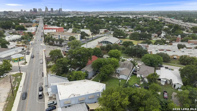 1311 W French Pl San Antonio, TX 78201
