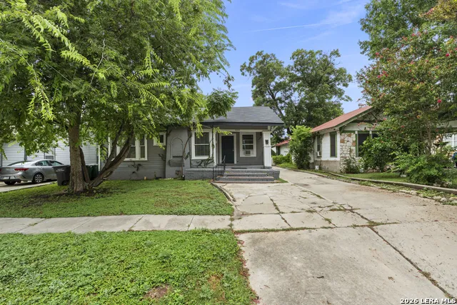 1311 W French Pl San Antonio, TX 78201