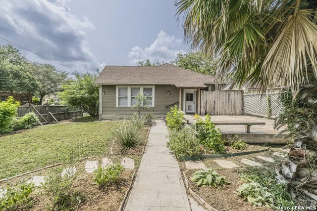 301 FURR DR San Antonio, TX 78201