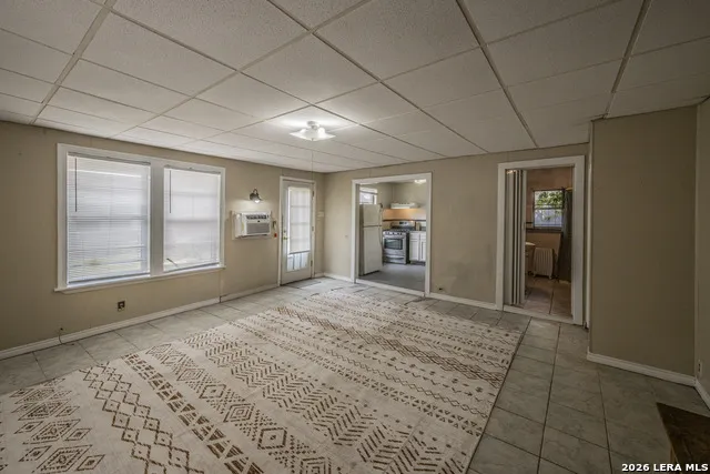 301 FURR DR San Antonio, TX 78201