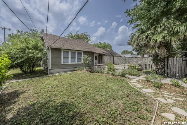 301 FURR DR San Antonio, TX 78201