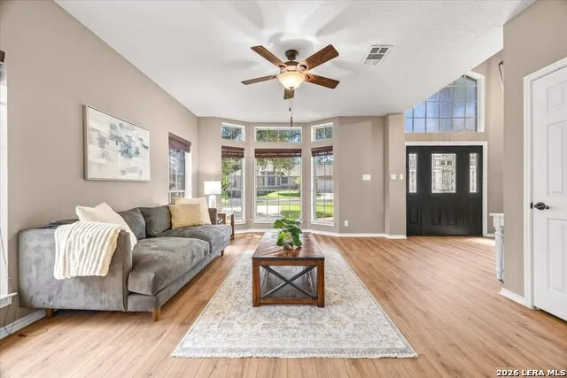 11830 Queenston Dr San Antonio, TX 78253