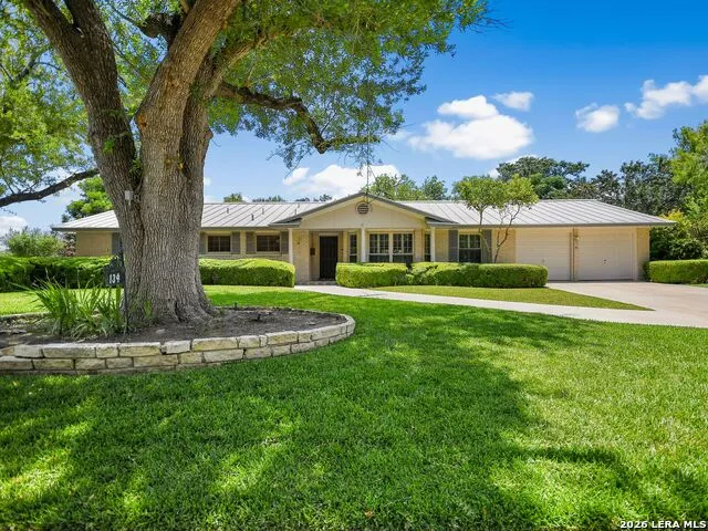 134 Meadowood Lane San Antonio, TX 78216
