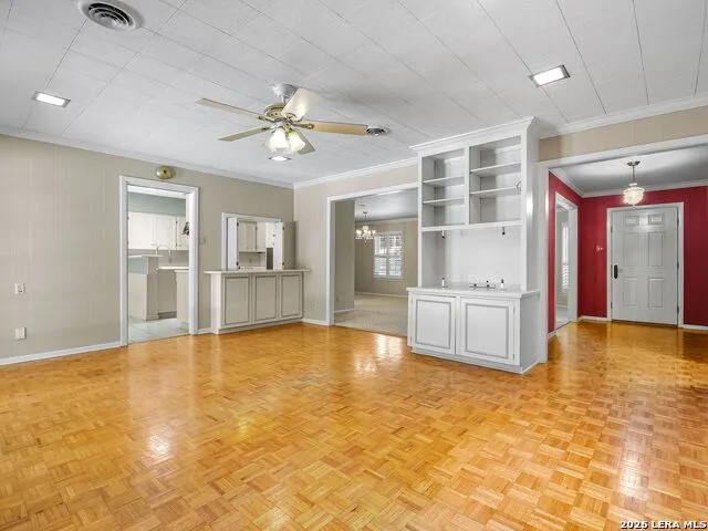 134 Meadowood Lane San Antonio, TX 78216
