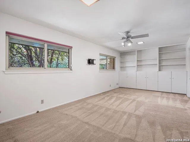134 Meadowood Lane San Antonio, TX 78216