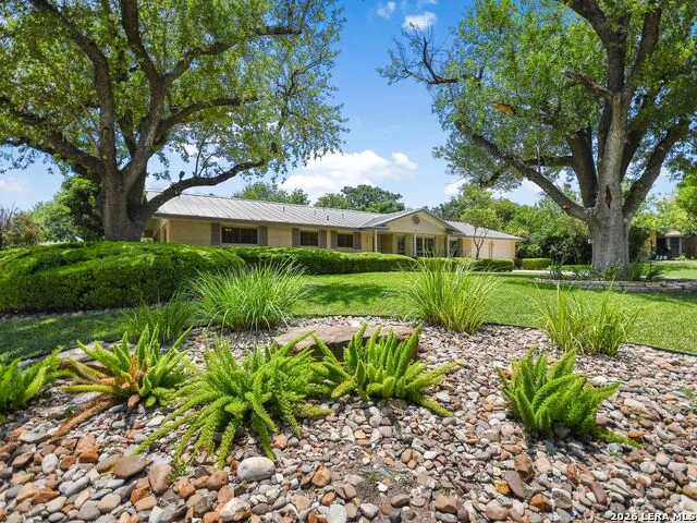 134 Meadowood Lane San Antonio, TX 78216