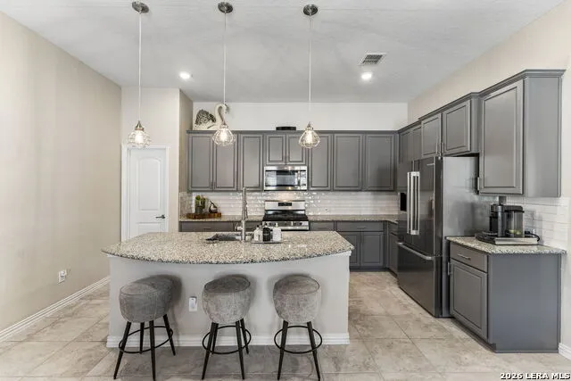 8512 REGUSCI GRV Boerne, TX 78015