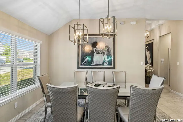 8512 REGUSCI GRV Boerne, TX 78015