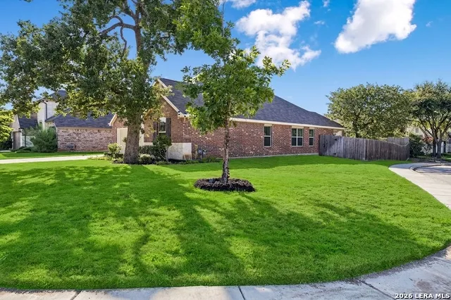 8512 REGUSCI GRV Boerne, TX 78015