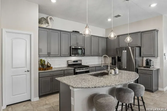 8512 REGUSCI GRV Boerne, TX 78015